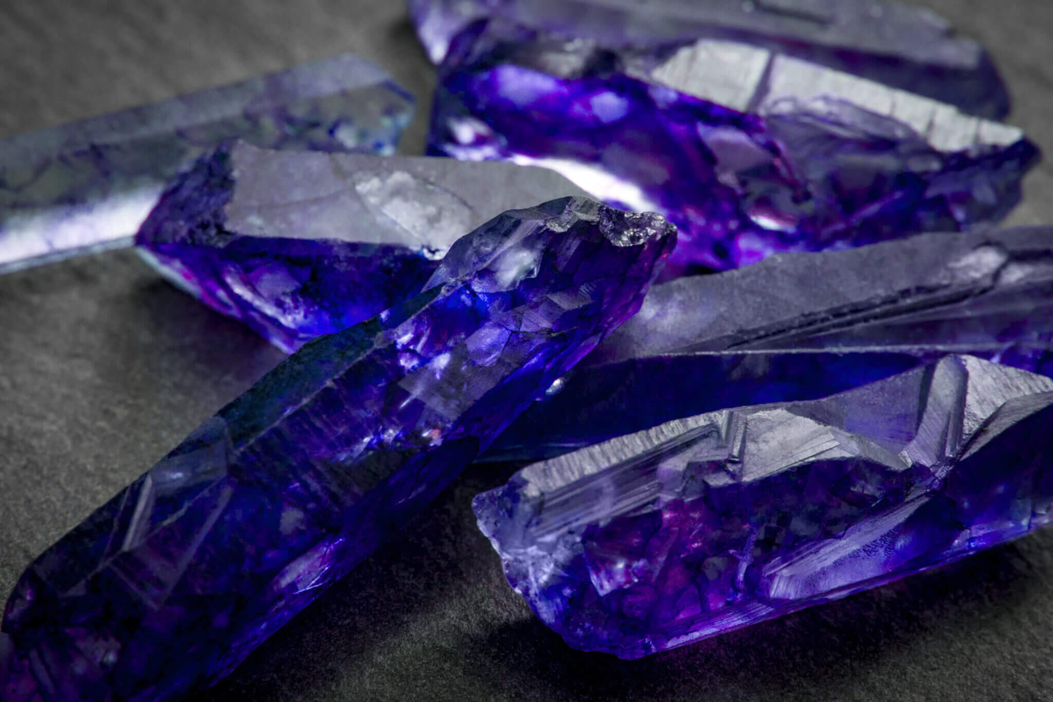 Les pierres précieuses : la Tanzanite - Blog de la Maison Bianchi