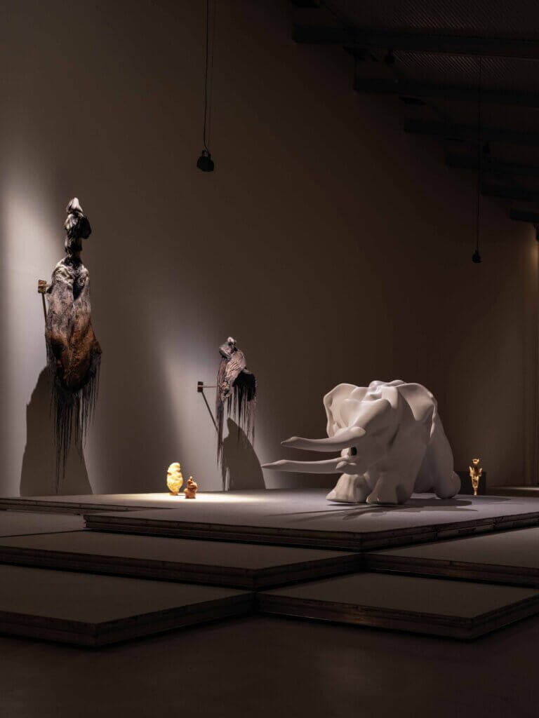 Marguerite Humeau, « Torches » au musée ARKEN, 2025