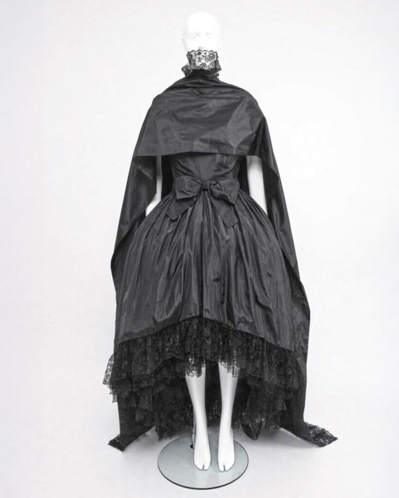 Robe Labia, automne/hiver 1959-1960, dentelle et taffetas noir